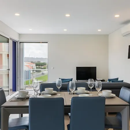 Sao Martinho Near Apartman São Martinho do Porto