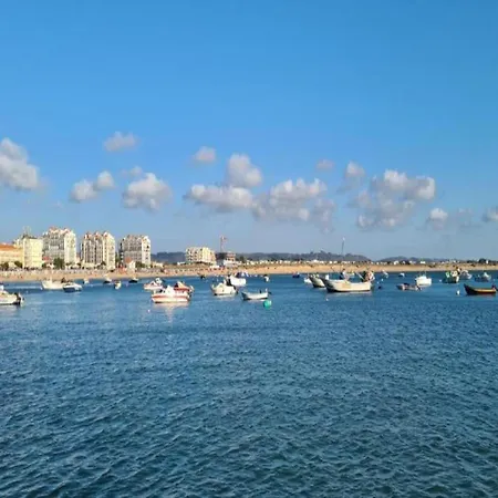 Sao Martinho Near * סאו מרטיניו דו פורטו